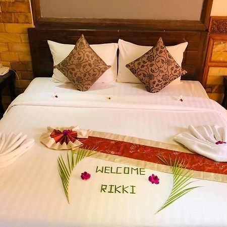 160 Angkor Villa 시엠리아프 외부 사진